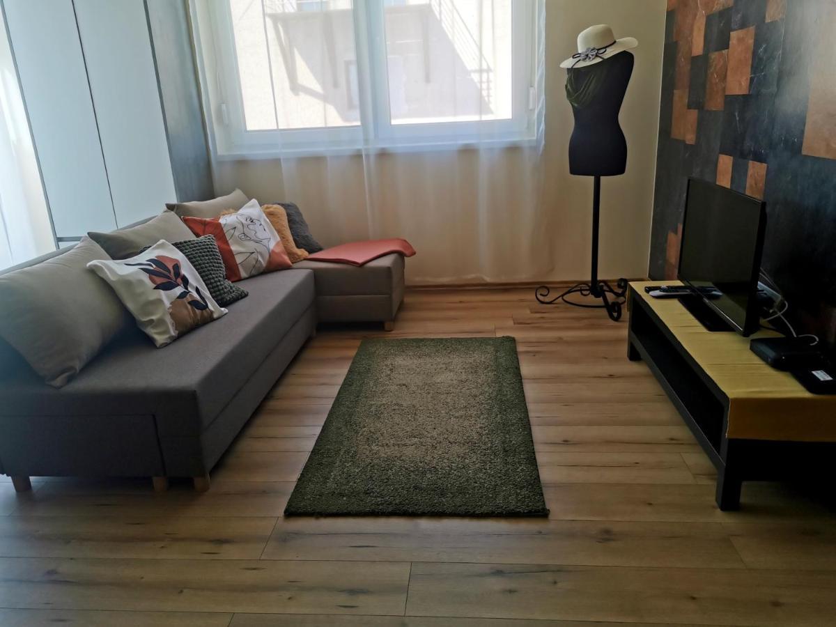 Apartment Apartman Gold